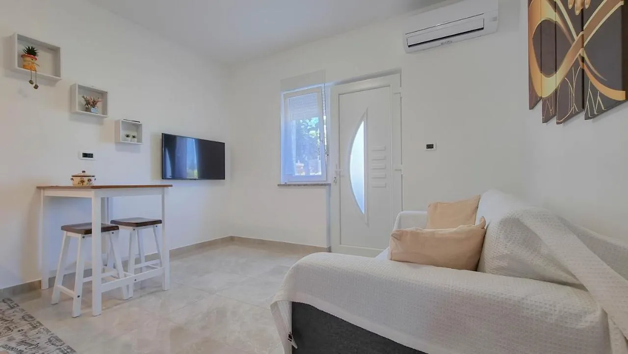 Racy Apartment Umag Croatia