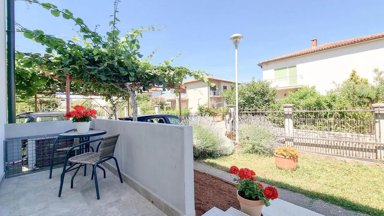 Racy Apartment Umag